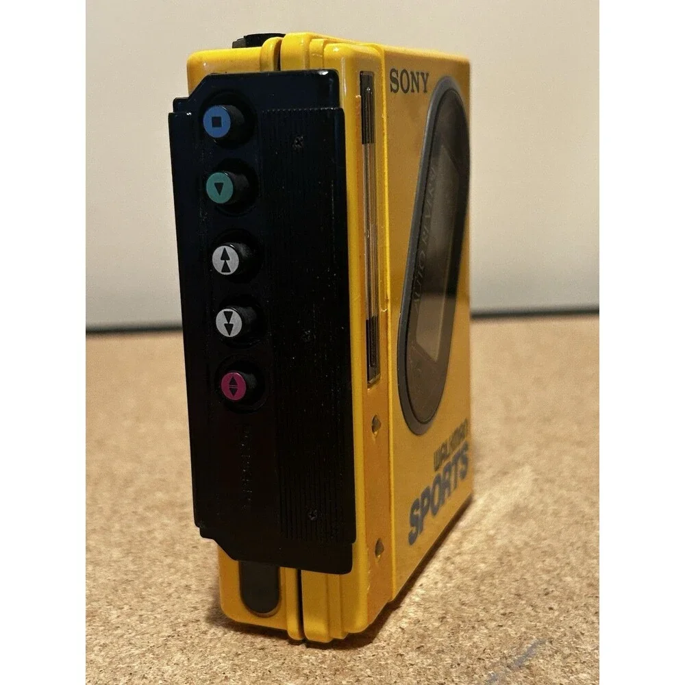 Sony Walkman WM-F75 Cassette Player Auto Reverse AM/FM Radio *Read Description*